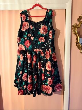 Pinup Girl Couture Laura Byrnes Black Label floral dress - 4X
